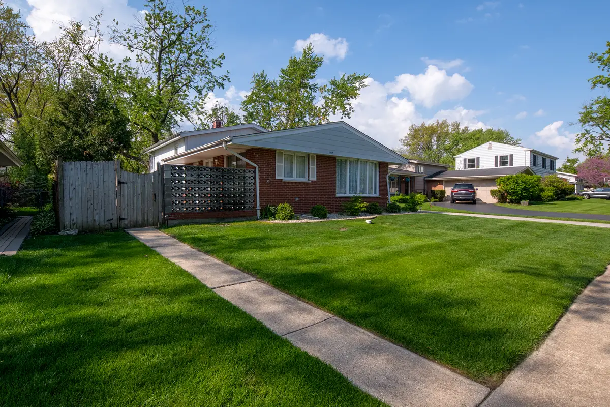 2323 Clyde Terrace, Homewood, IL 60430 - #1