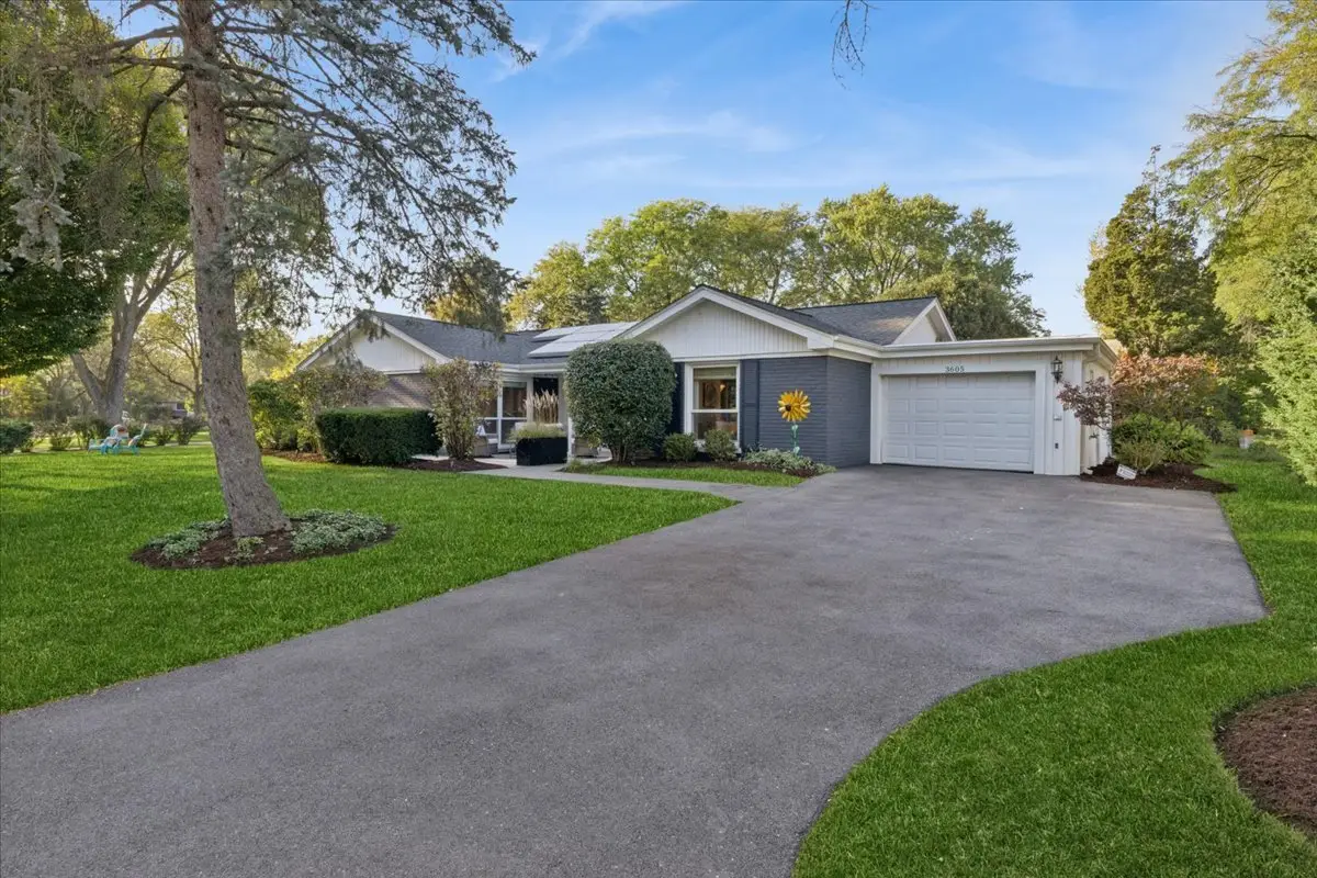3605 Thayer Street, Evanston, IL 60201 - #1