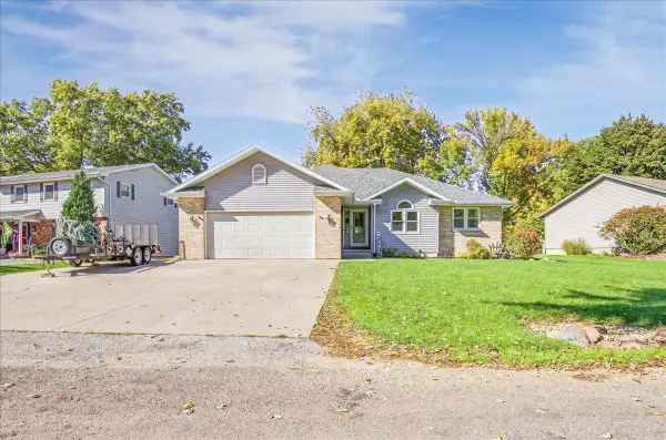 18 W Circle Drive, Streator, IL 61364