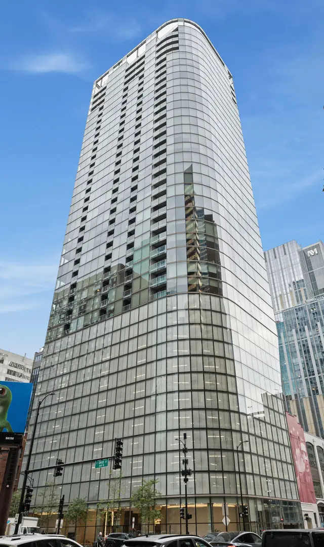 600 N Fairbanks Court #3604, Chicago, IL 60611 - #1
