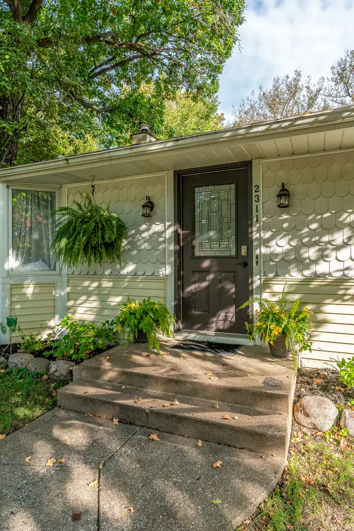 2311 46th Street Court, Rock Island, IL 61201 - #2