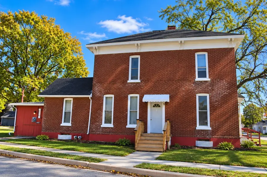 712 1st Avenue, Sterling, IL 61081 - #3