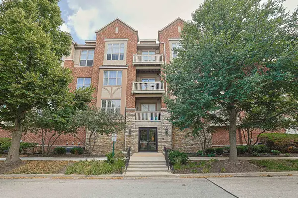 1739 Tudor Lane #308, Northbrook, IL 60062