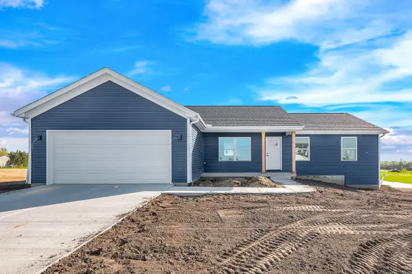 503 Travis Drive, Carlock, IL 61725