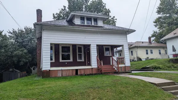 619 W 13th Street, Davenport, IA 52803