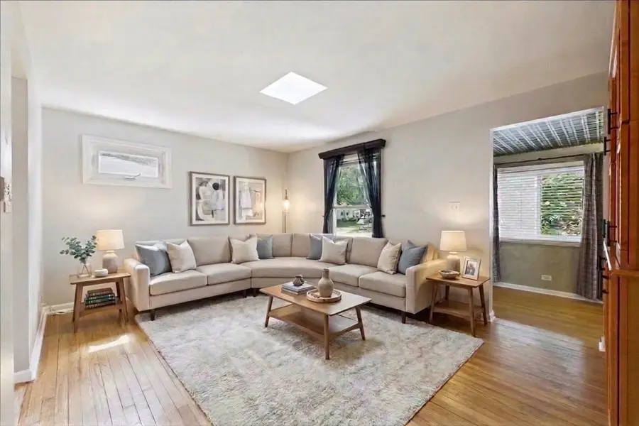 67 Grove Avenue, Glen Ellyn, IL 60137 - #2