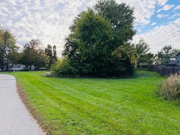 1322 Teakwood Lane, Crystal Lake, IL 60014