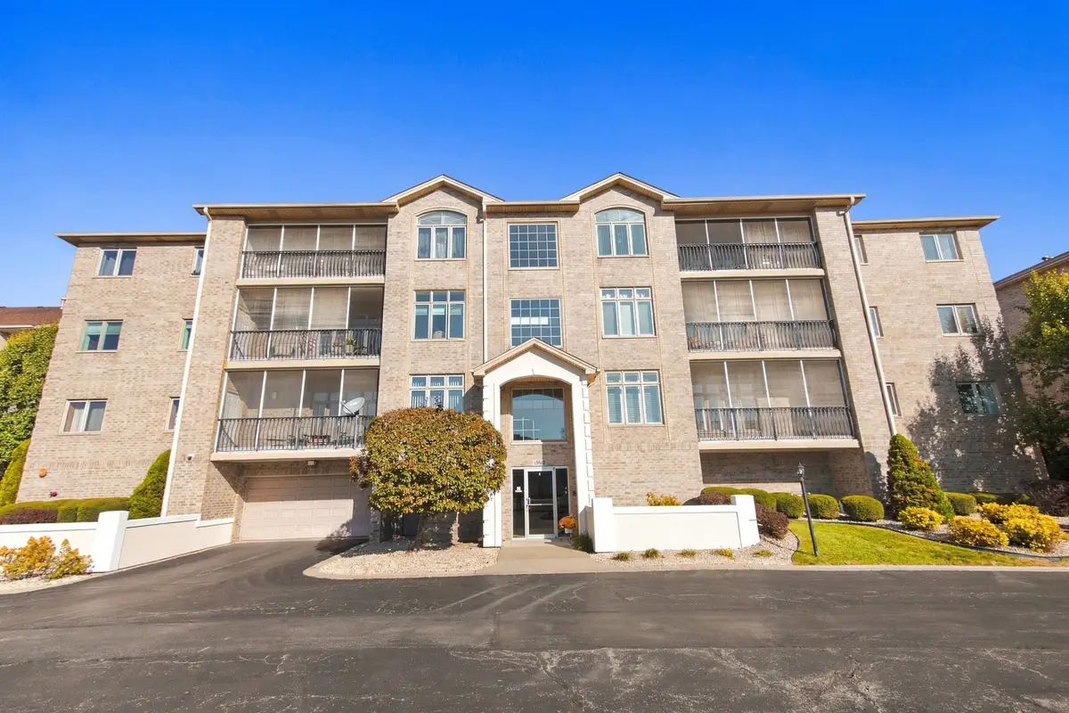 18610 Pine Lake Drive #2B, Tinley Park, IL 60477 - #1