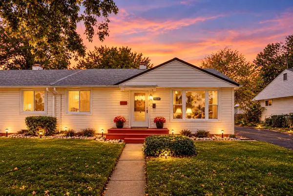 4332 W 87th Place, Hometown, IL 60456