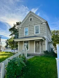 2004 College Avenue, Davenport, IA 52803 - #2