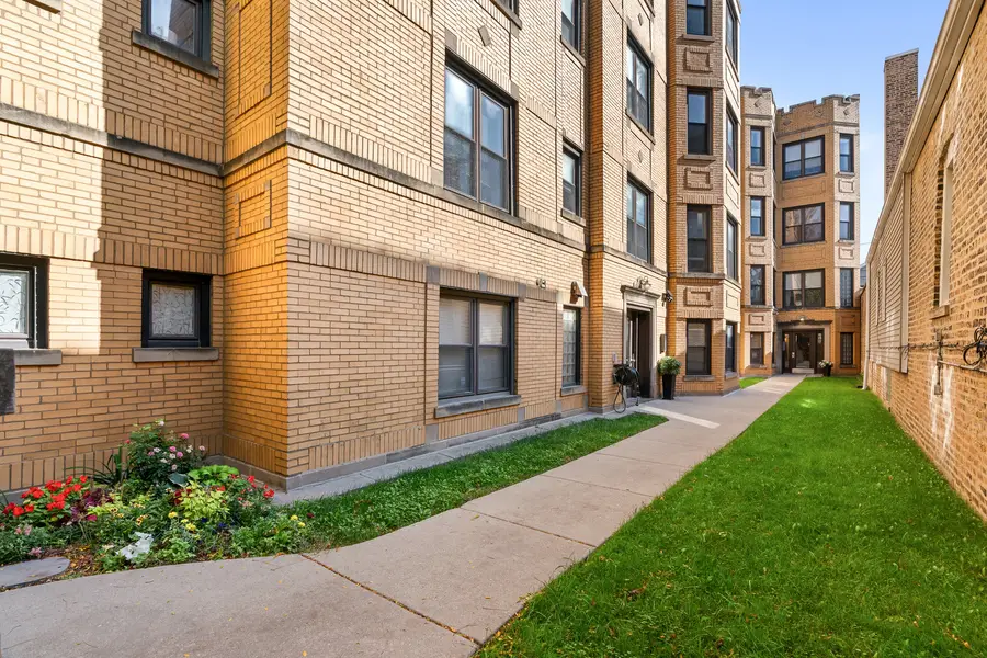 1655 N Fairfield Avenue #102, Chicago, IL 60647 - #2