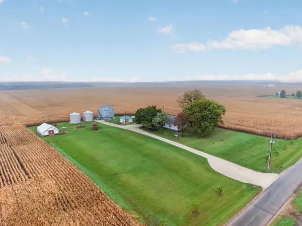 1279 N 1550th Road, Streator, IL 61364