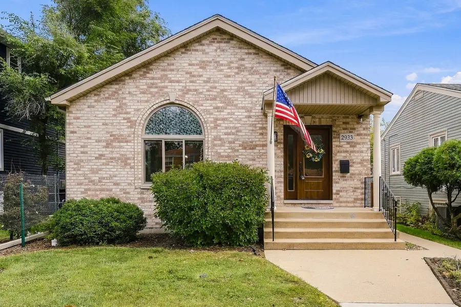 2933 Vernon Avenue, Brookfield, IL 60513 - #2