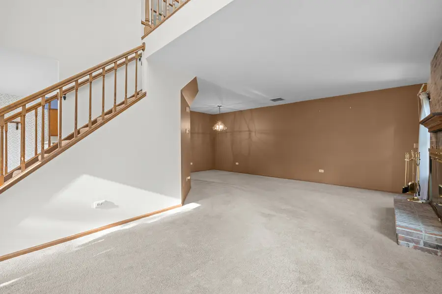 1951 N Charter Point Drive, Arlington Heights, IL 60004 - #3