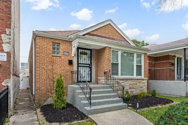 8005 S Campbell Avenue, Chicago, IL 60652