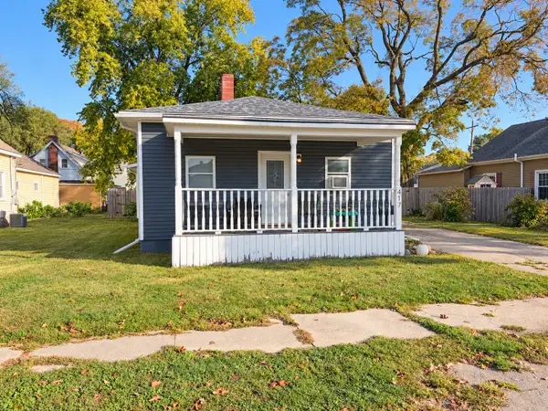 417 W Washington Street, Clinton, IL 61727