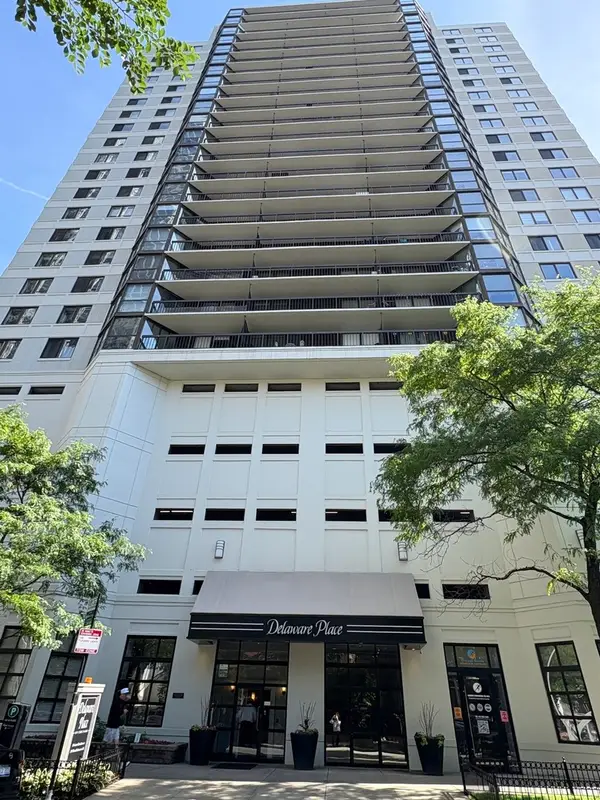 33 W Delaware Place #P335, Chicago, IL 60610
