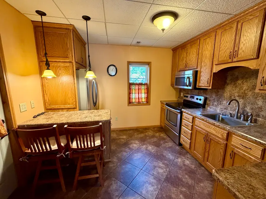 102 Park Avenue, Prophetstown, IL 61277 - #2