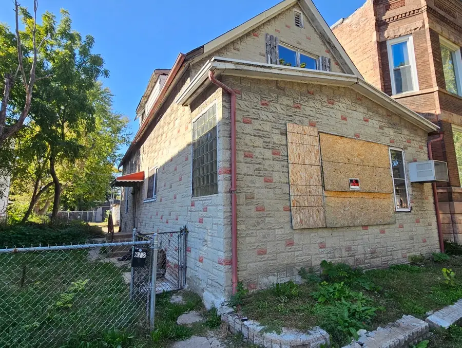 6532 S Eberhart Avenue, Chicago, IL 60637 - #2