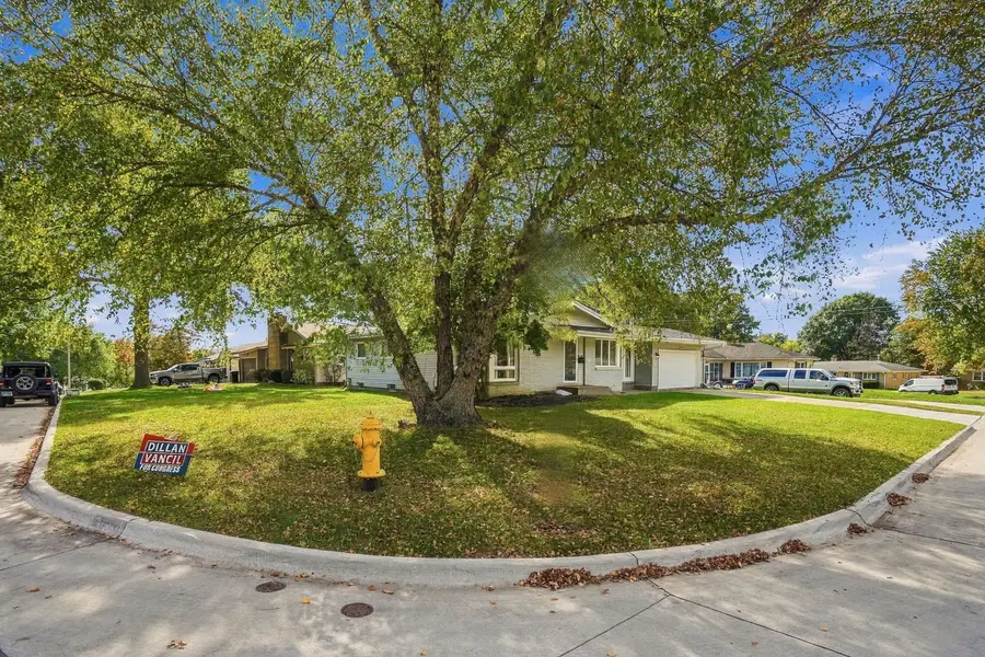 2740 32nd Avenue Court, Rock Island, IL 61201 - #2