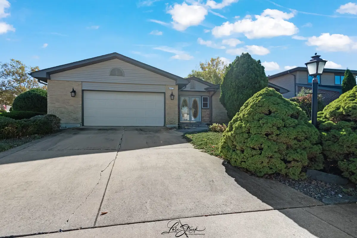 6517 157th Street, Oak Forest, IL 60452 - #1