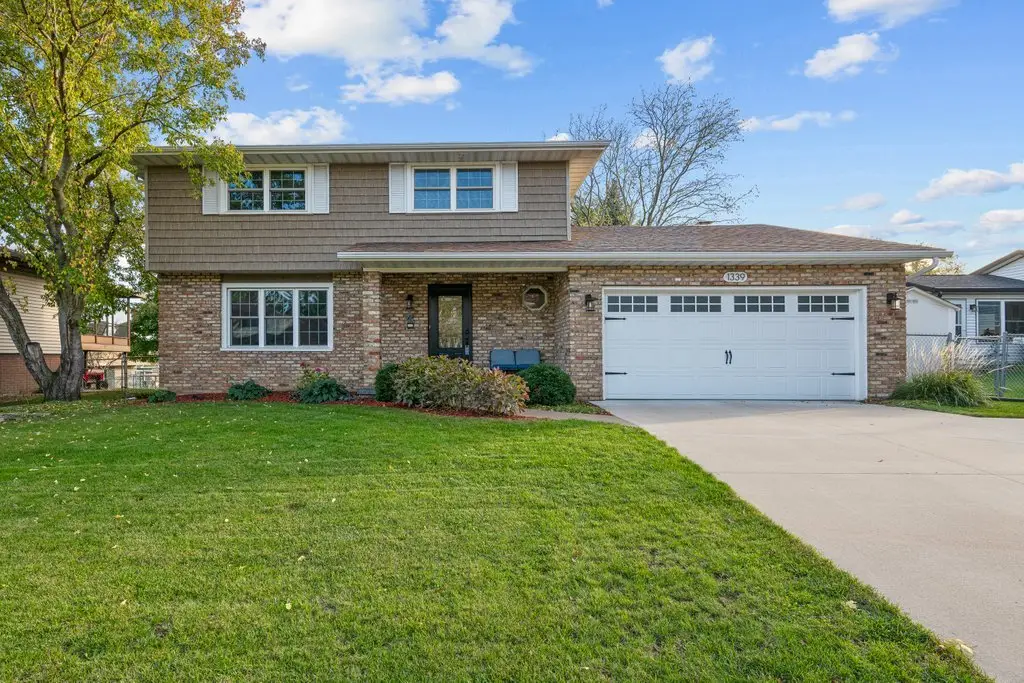 1339 W 41st Street, Davenport, IA 52806 - #1