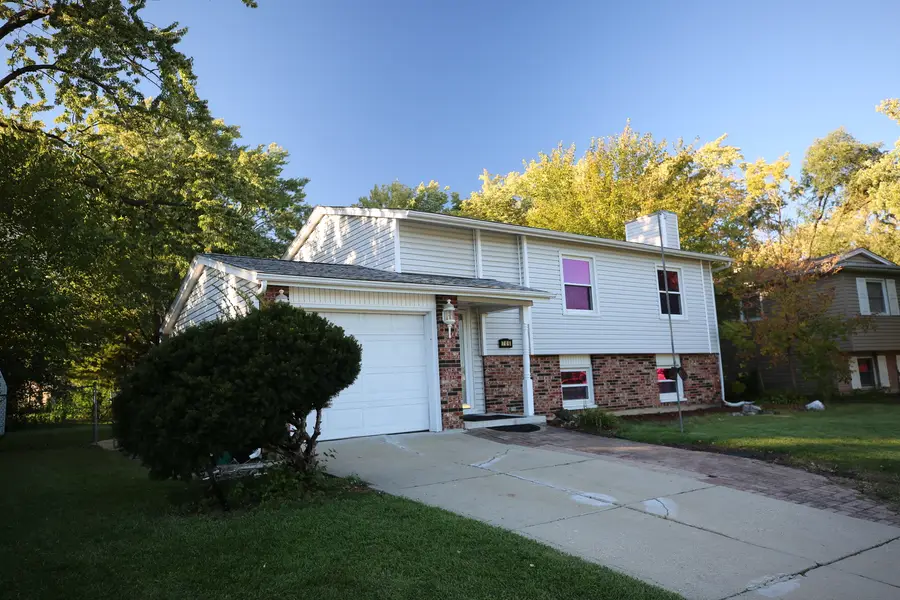706 Golfview Terrace, Buffalo Grove, IL 60089 - #2