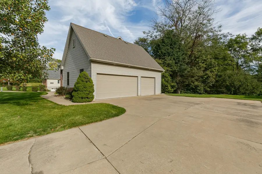 108 S Barrington Drive, Hampton, IL 61256 - #2