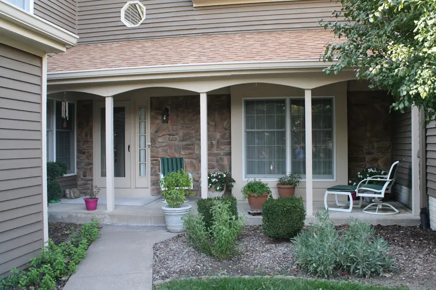 7 Thornwood Court #7, Moline, IL 61265 - #2
