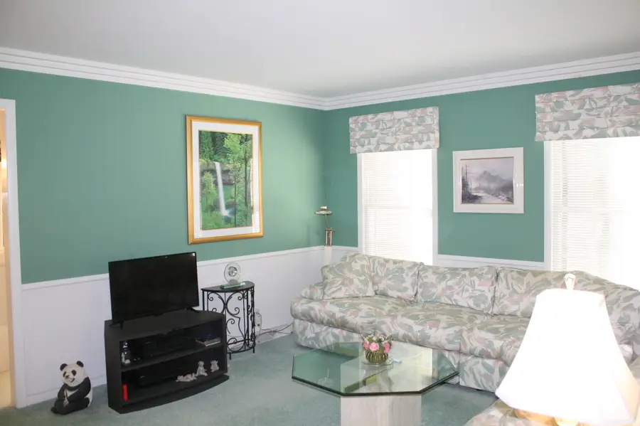 7 Thornwood Court #7, Moline, IL 61265 - #3