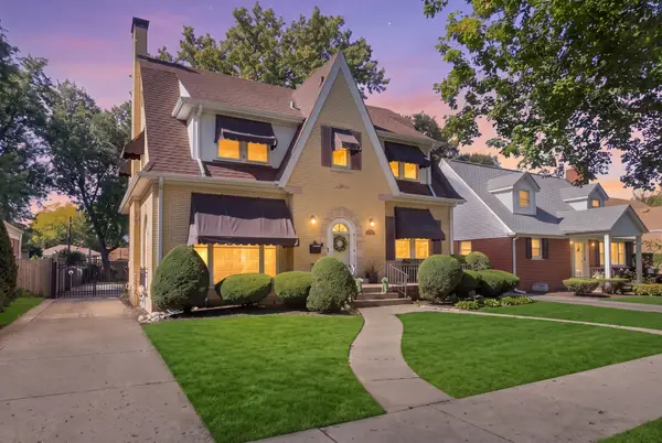 Address Withheld By Seller, Des Plaines, IL 60016
