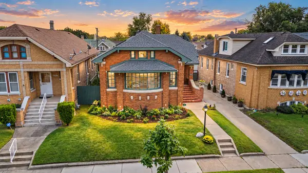6858 Riverside Drive, Berwyn, IL 60402