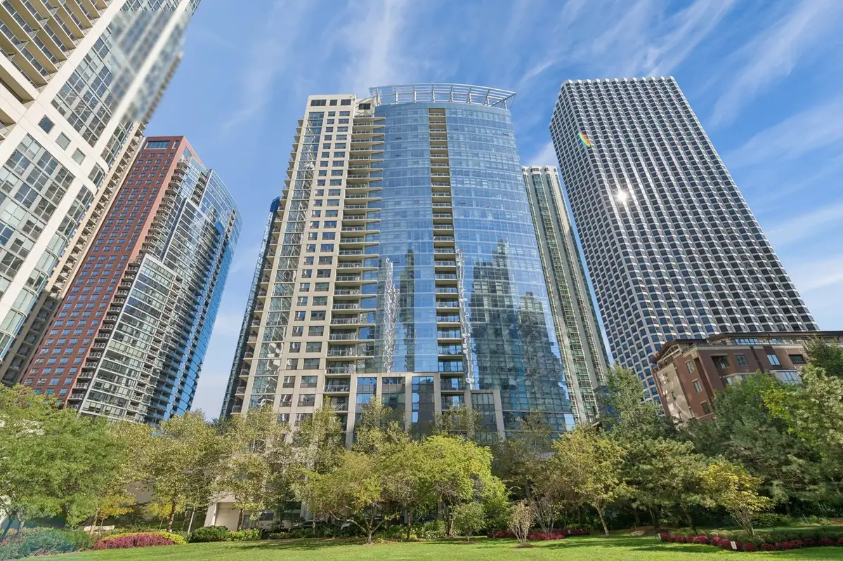 201 N Westshore Drive #2804, Chicago, IL 60601 - #1
