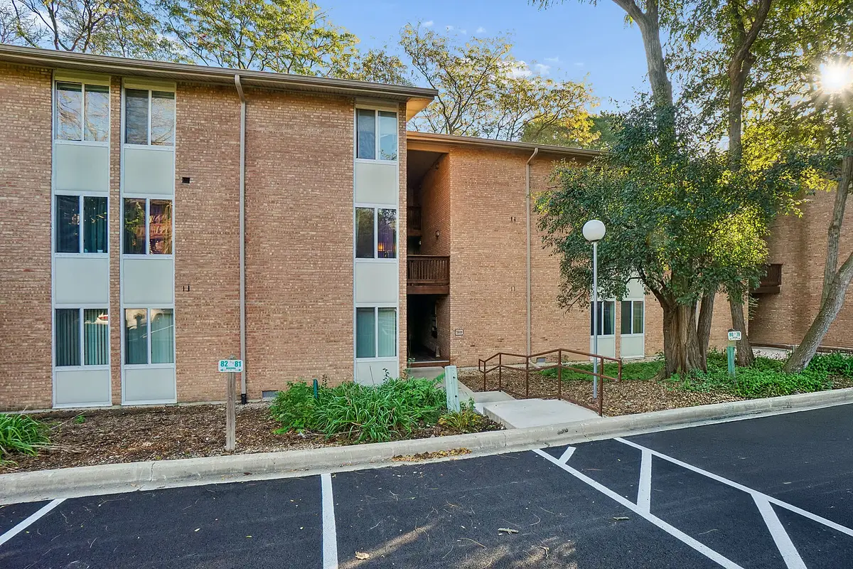 5813 Oakwood Drive #D, Lisle, IL 60532 - #1