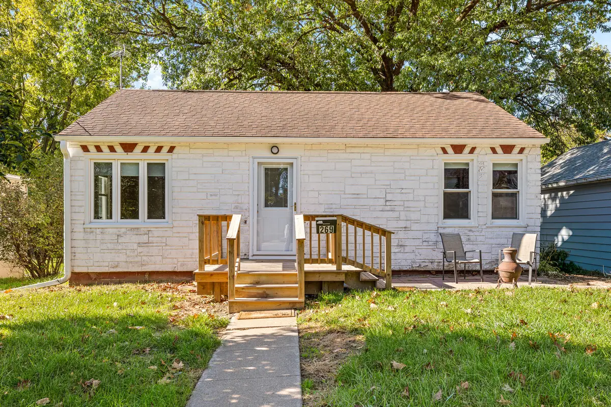 269 21st Place, Clinton, IA 52732 - #1