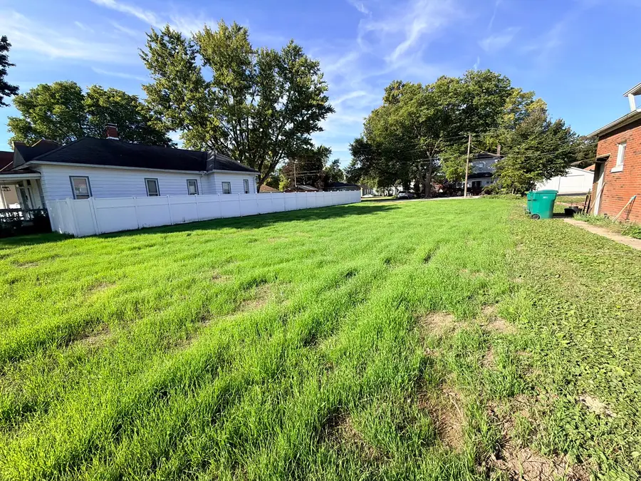1008 N Bloomington Street, Streator, IL 61364 - #2