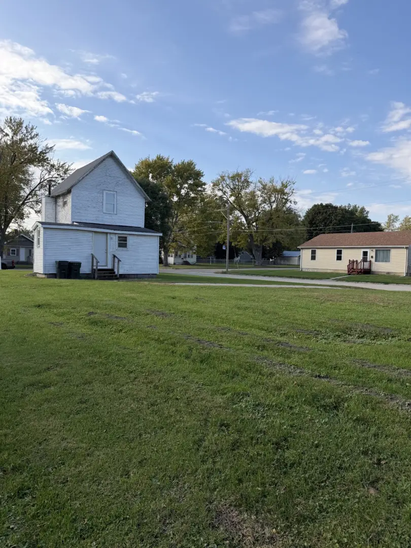 1212 Ave K, Sterling, IL 61081 - #3
