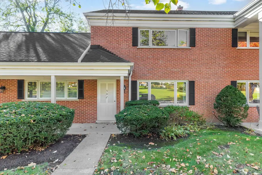 502 Chanticleer Lane #502, Hinsdale, IL 60521 - #2