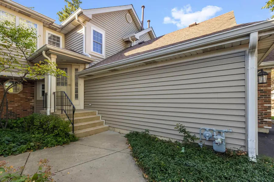 1081 Lakewood Circle, Carol Stream, IL 60188 - #2