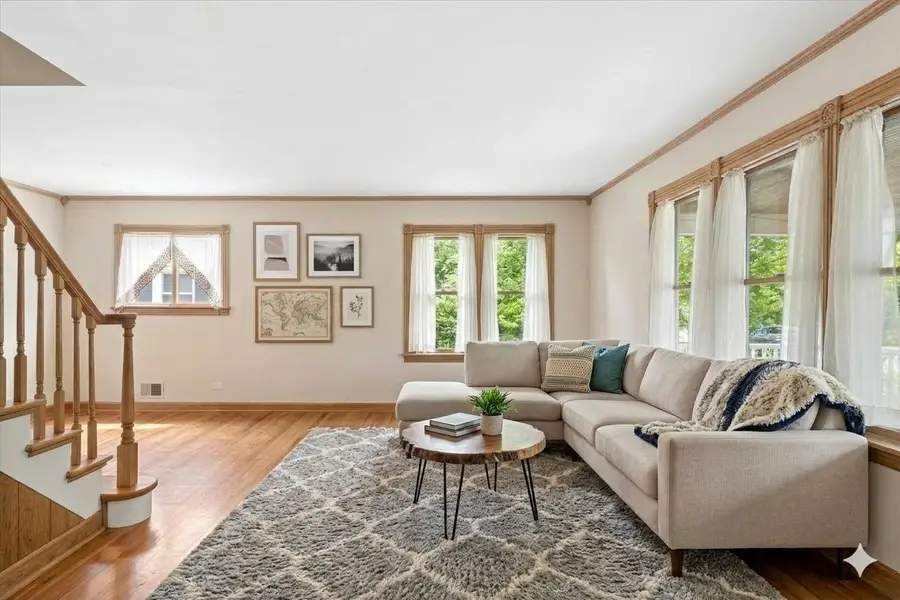 319 Leclaire Avenue, Wilmette, IL 60091 - #3