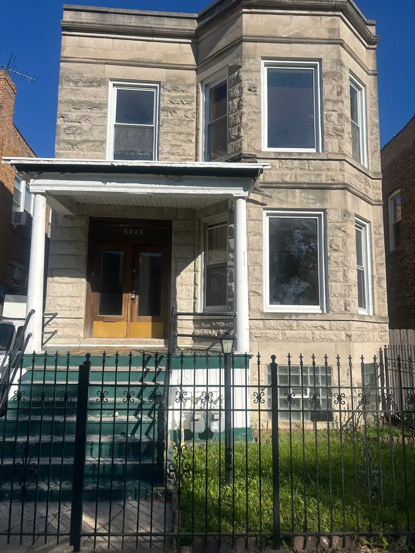 5246 W Congress Parkway, Chicago, IL 60644 - #1