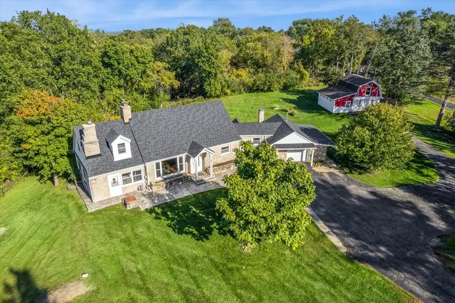 7616 Newbold Road, Cary, IL 60013 - #2