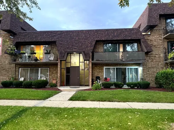 7004 99th Street #204E, Chicago Ridge, IL 60415