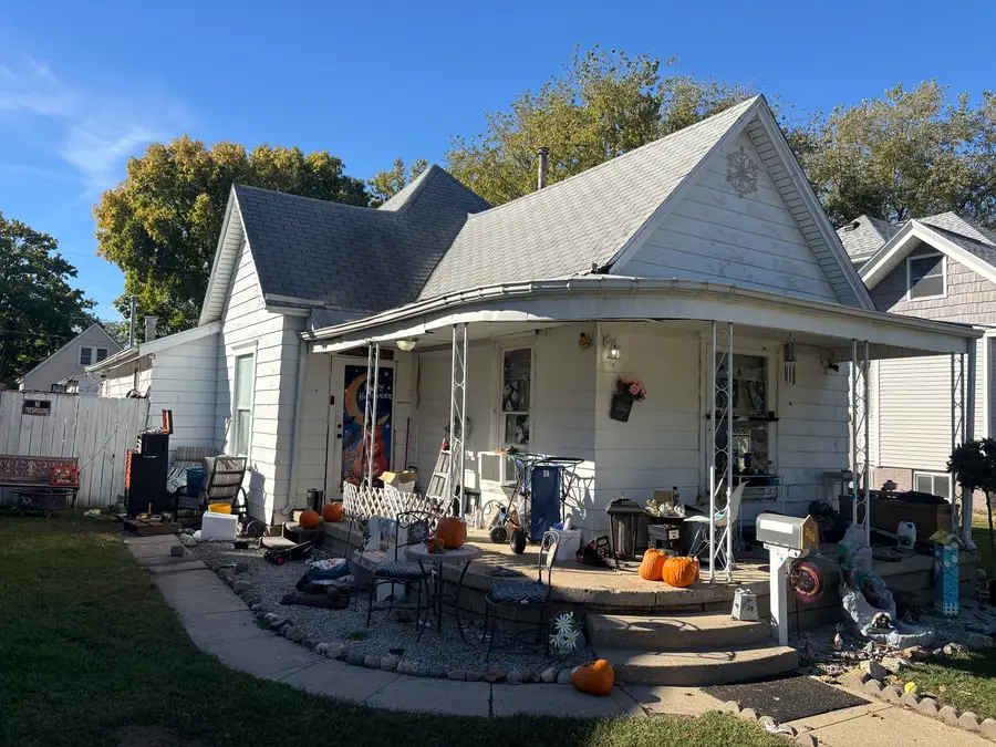 206 N Oak Street, Villa Grove, IL 61956 - #3