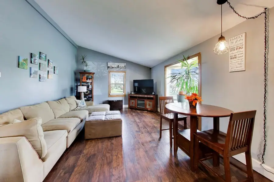 2615 Forest Glen Parkway, Woodridge, IL 60517 - #3