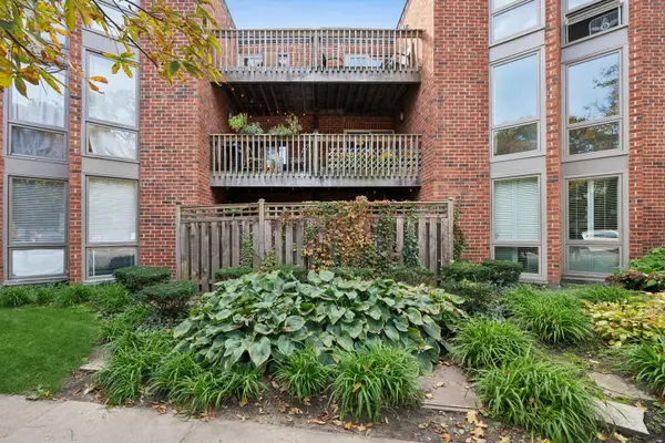 2036 N Larrabee Street #8202, Chicago, IL 60614