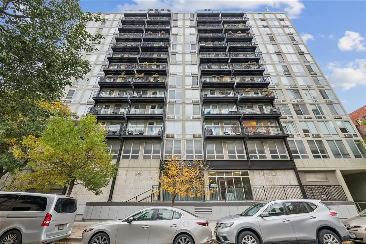 450 W Briar Place #11K, Chicago, IL 60657 - #1