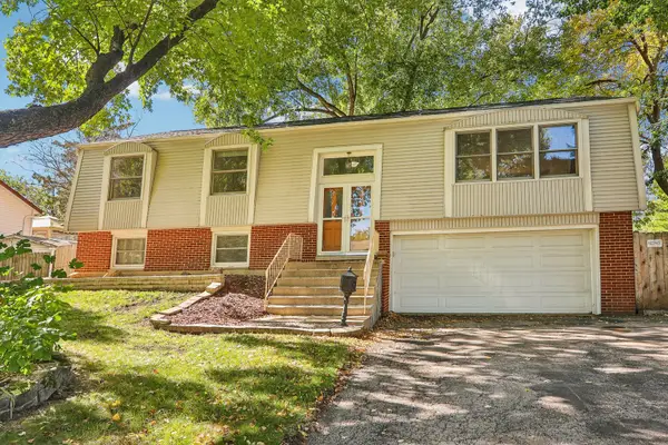 4532 Black Partridge Lane, Lisle, IL 60532