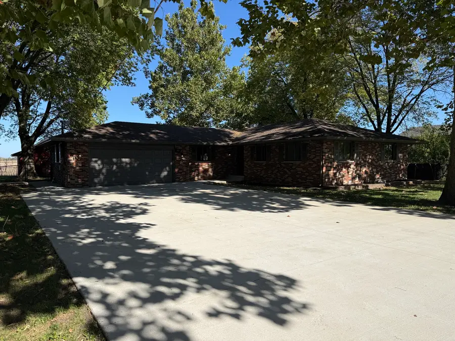 60 Oak Street, South Wilmington, IL 60474 - #2