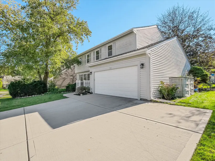 720 Kingsbridge Way, Buffalo Grove, IL 60089 - #3